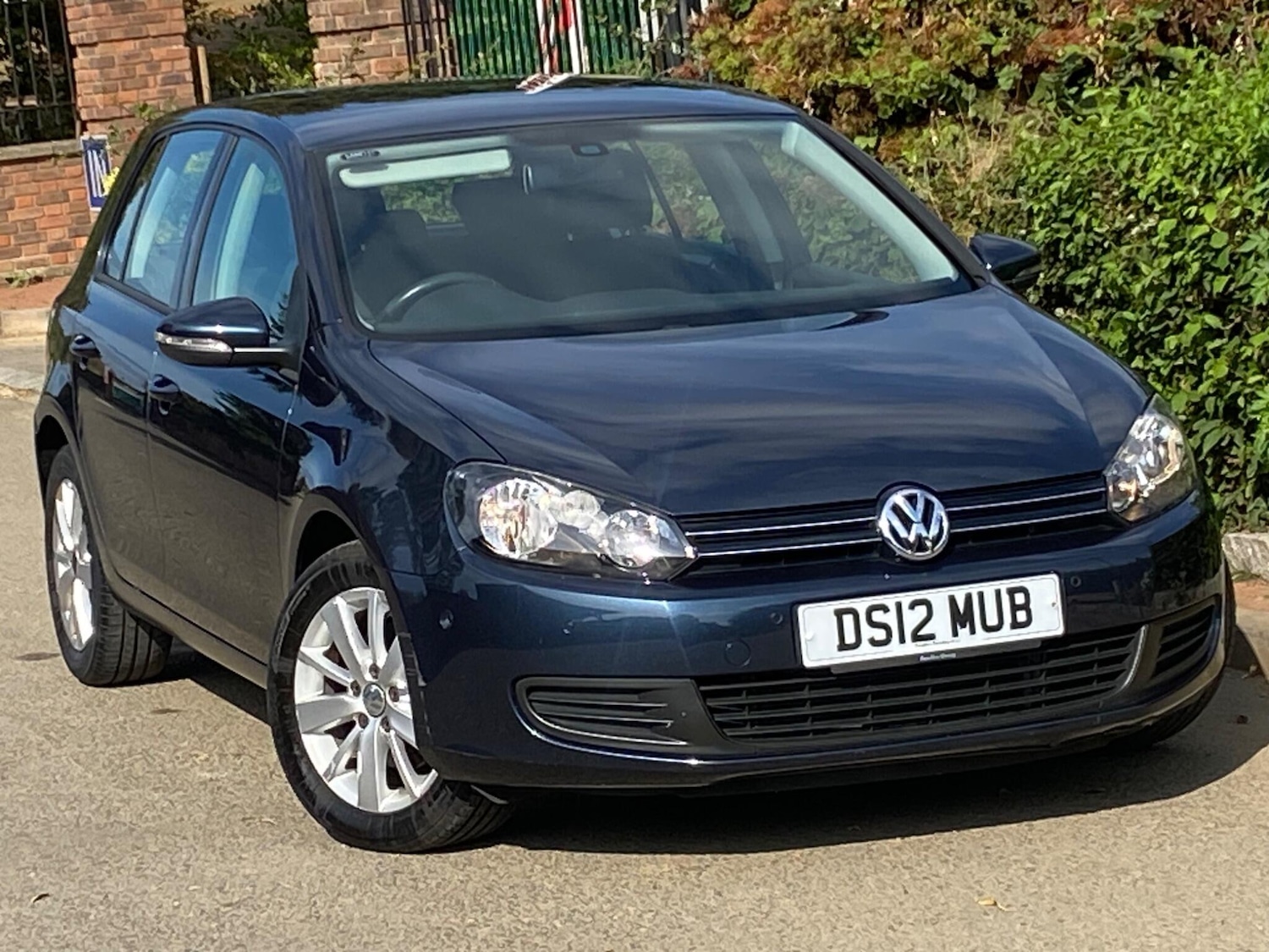 Used Volkswagen Golf 2012 for sale - 76121801: Photo 1