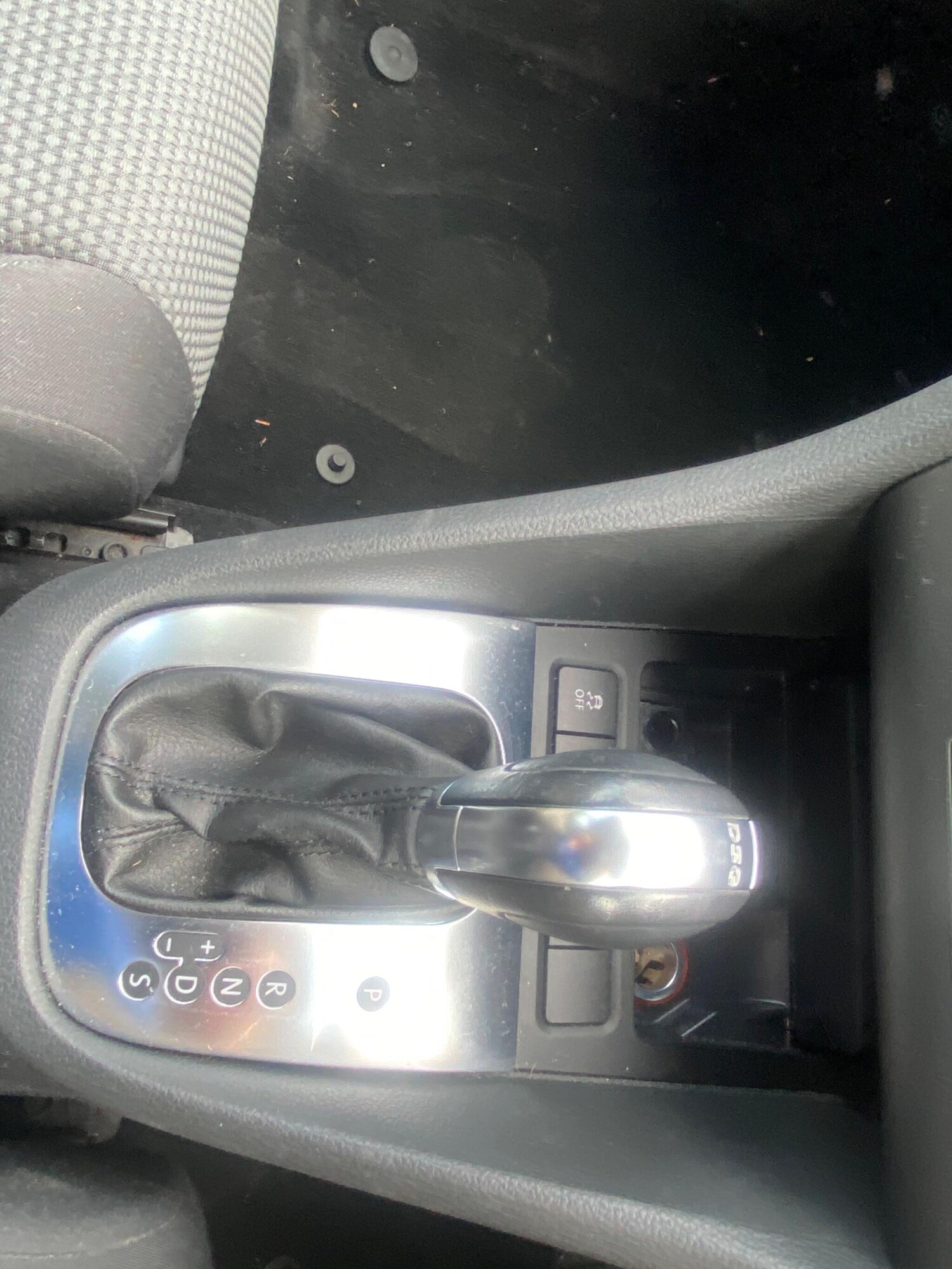 Used Volkswagen Golf 2012 for sale - 76121801: Photo 24