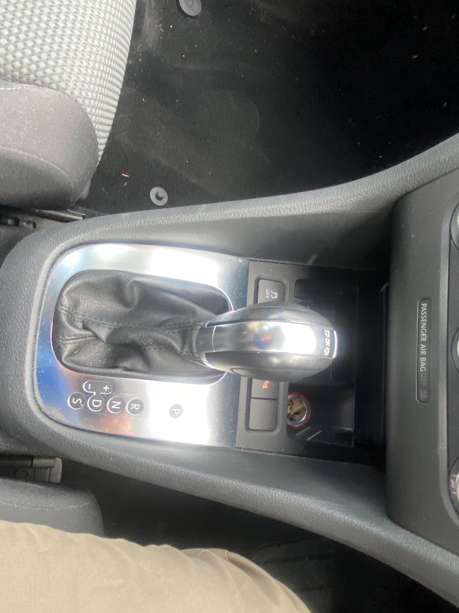 Used Volkswagen Golf 2012 for sale - 76121801: Photo 25