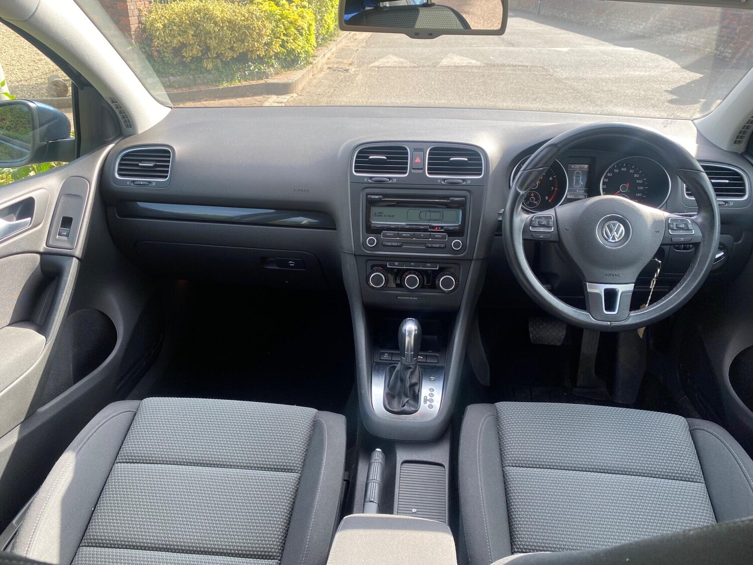 Used Volkswagen Golf 2012 for sale - 76121801: Photo 28