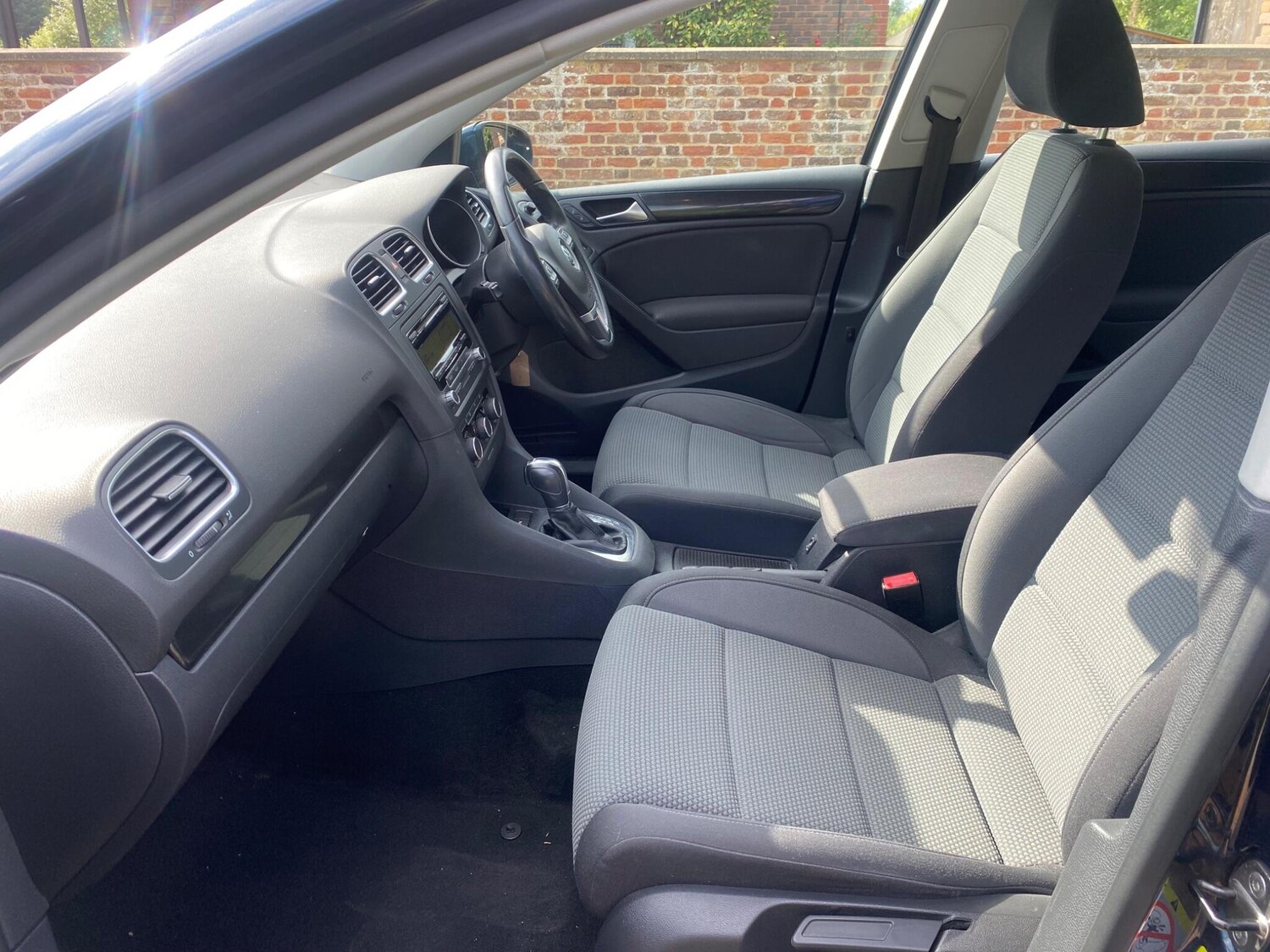 Used Volkswagen Golf 2012 for sale - 76121801: Photo 29