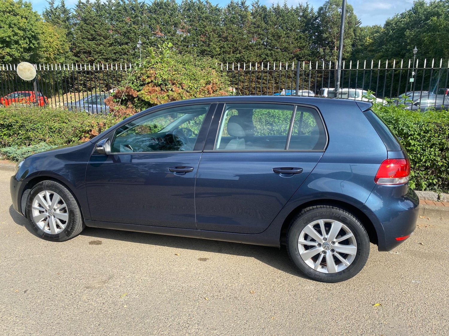 Used Volkswagen Golf 2012 for sale - 76121801: Photo 5