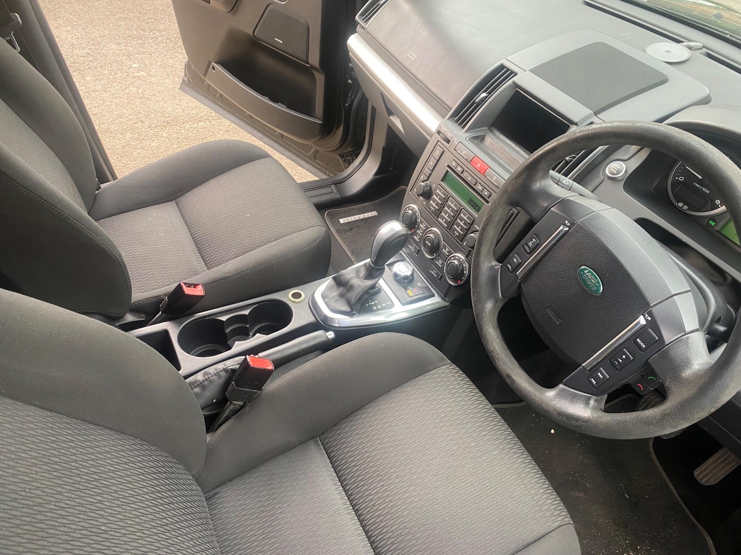 Used Land Rover Freelander 2 2012 for sale - 76121354: Photo 40