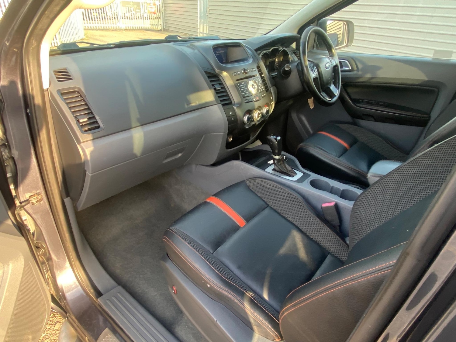 Used Ford Ranger 2015 for sale - 76122105: Photo 37