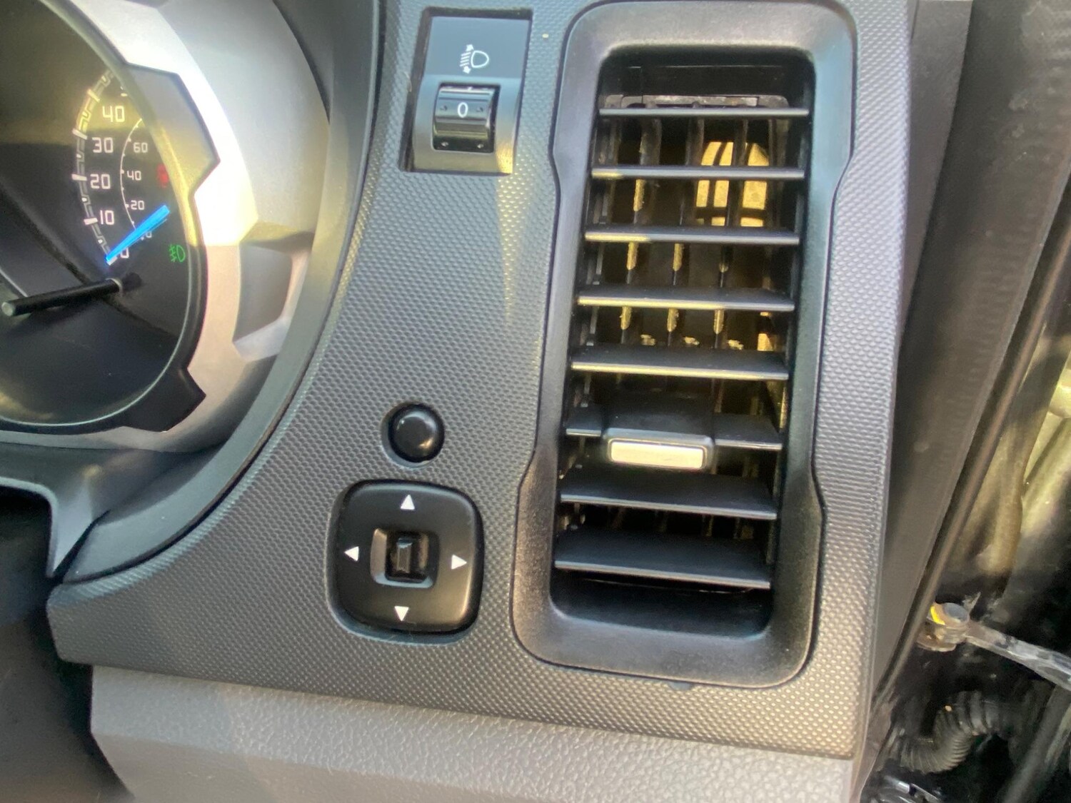 Used Ford Ranger 2015 for sale - 76122105: Photo 40