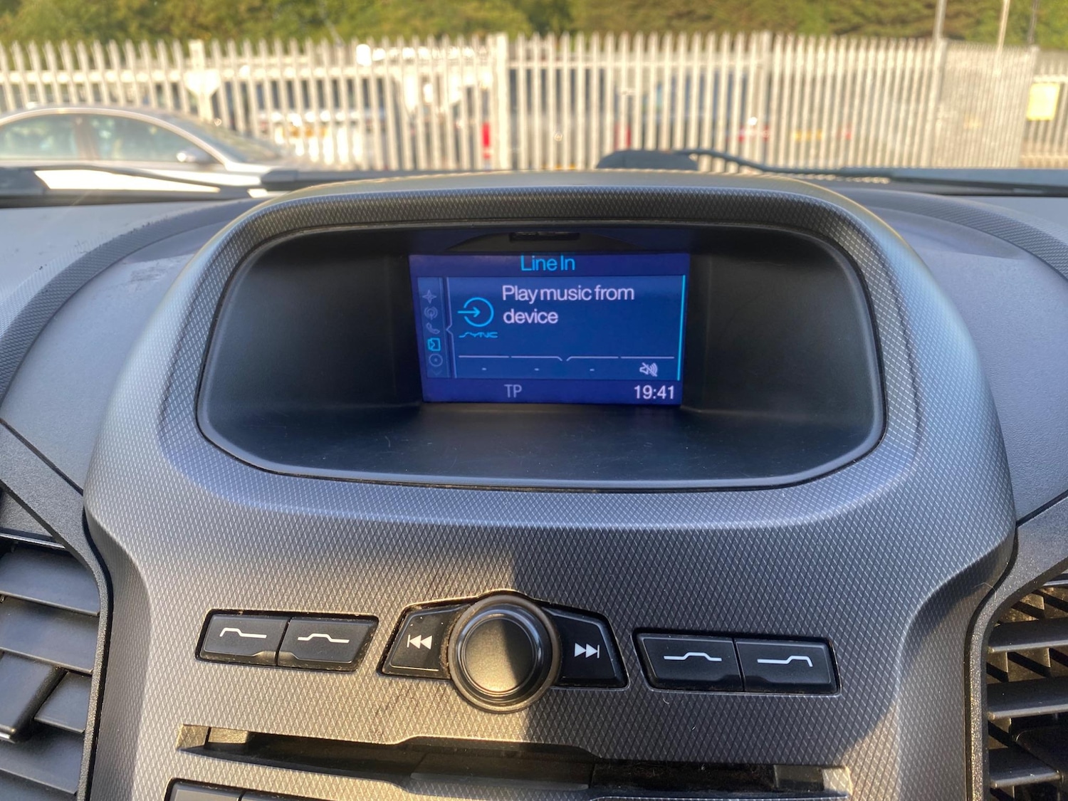 Used Ford Ranger 2015 for sale - 76122105: Photo 44