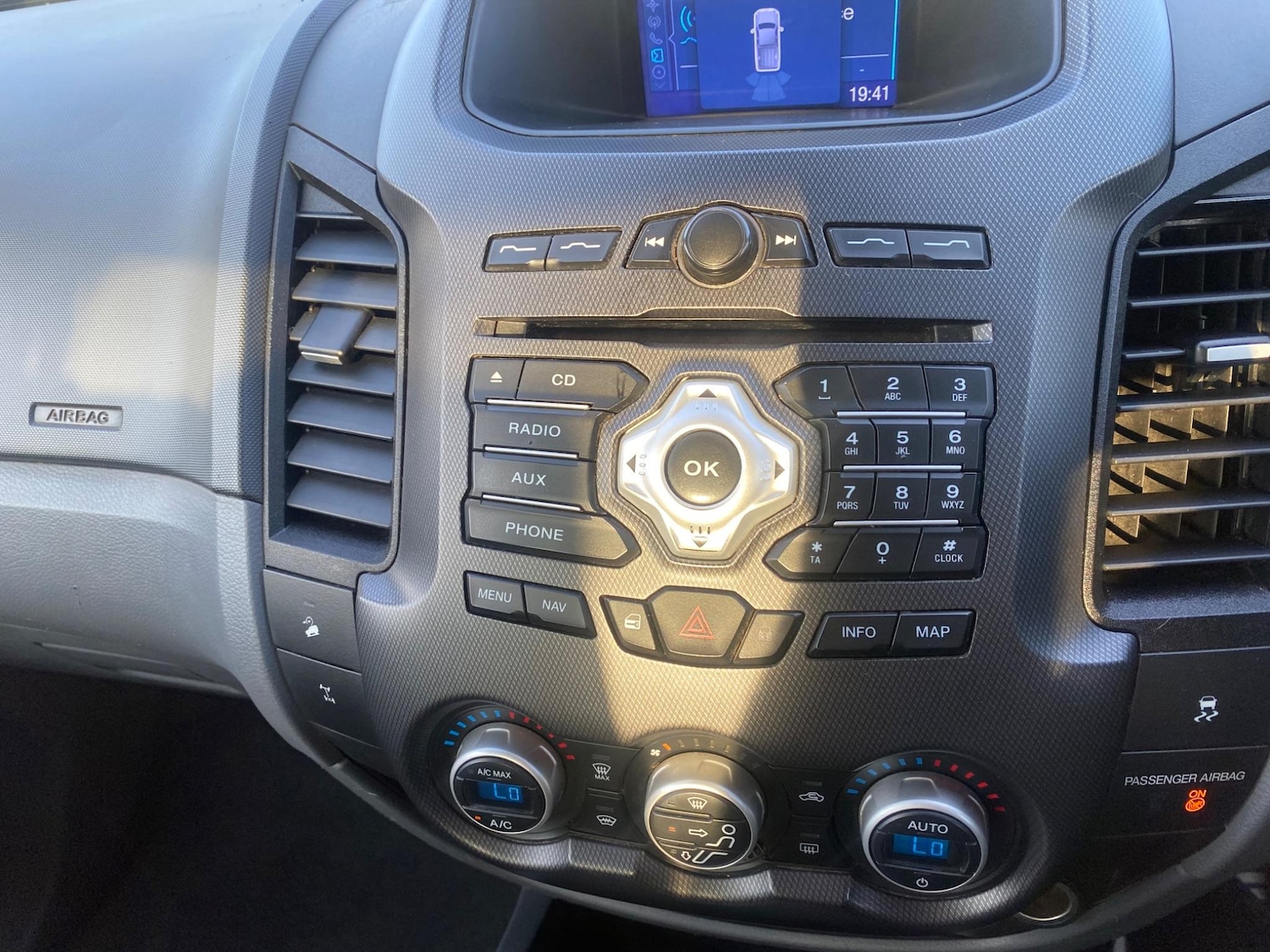 Used Ford Ranger 2015 for sale - 76122105: Photo 47