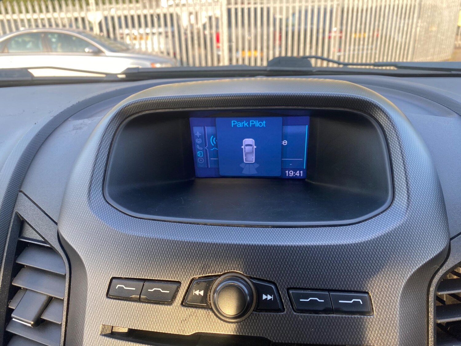 Used Ford Ranger 2015 for sale - 76122105: Photo 49