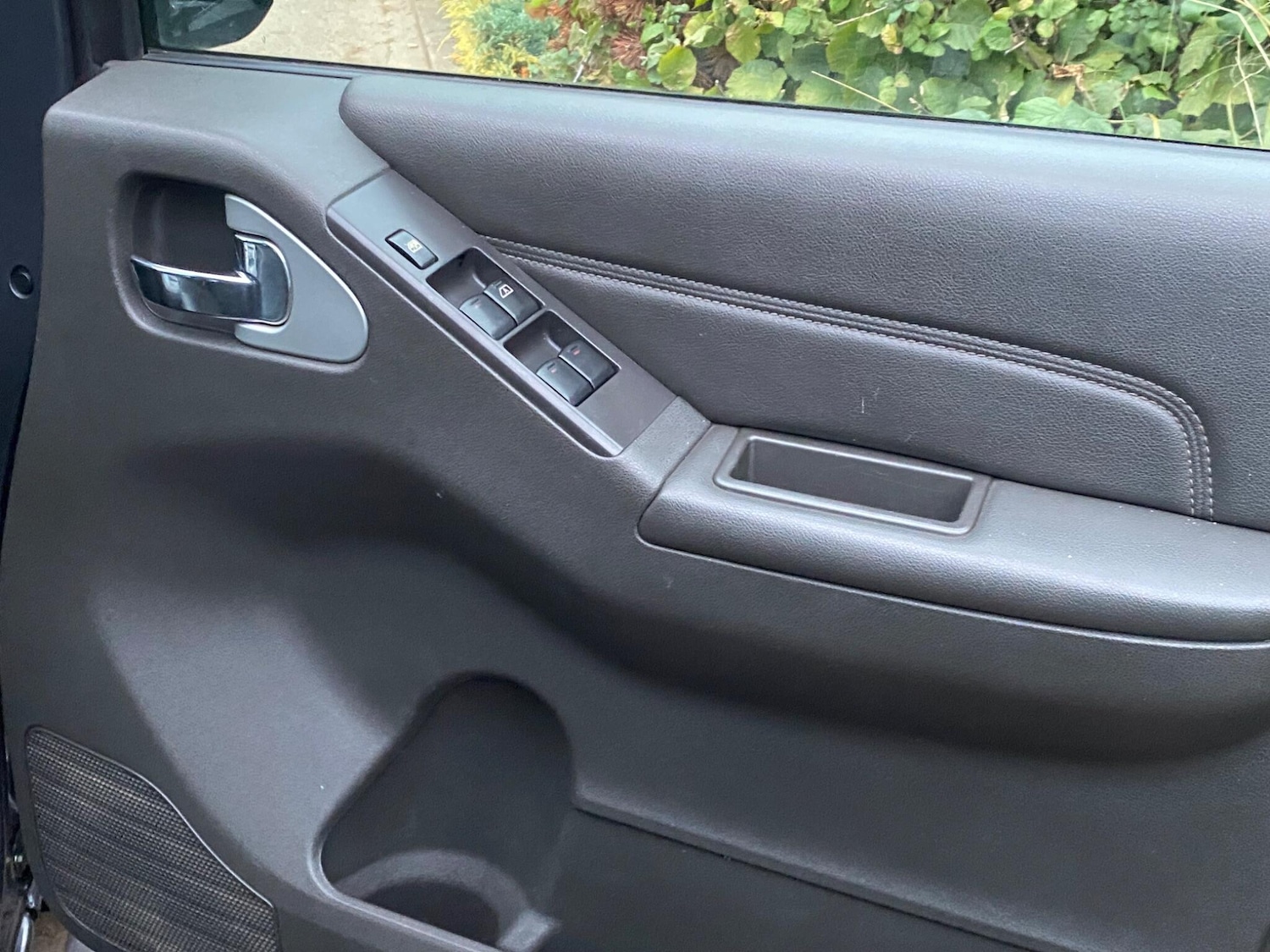 Used Nissan Navara 2014 for sale - 76633758: Photo 42