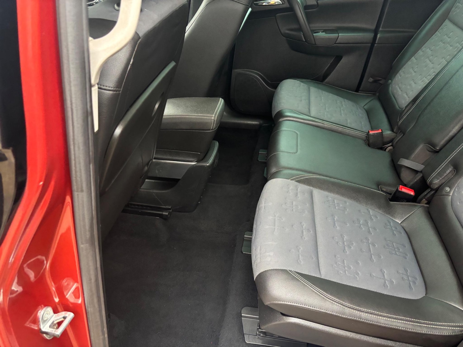 Used Vauxhall Meriva 2013 for sale - 76122036: Photo 25
