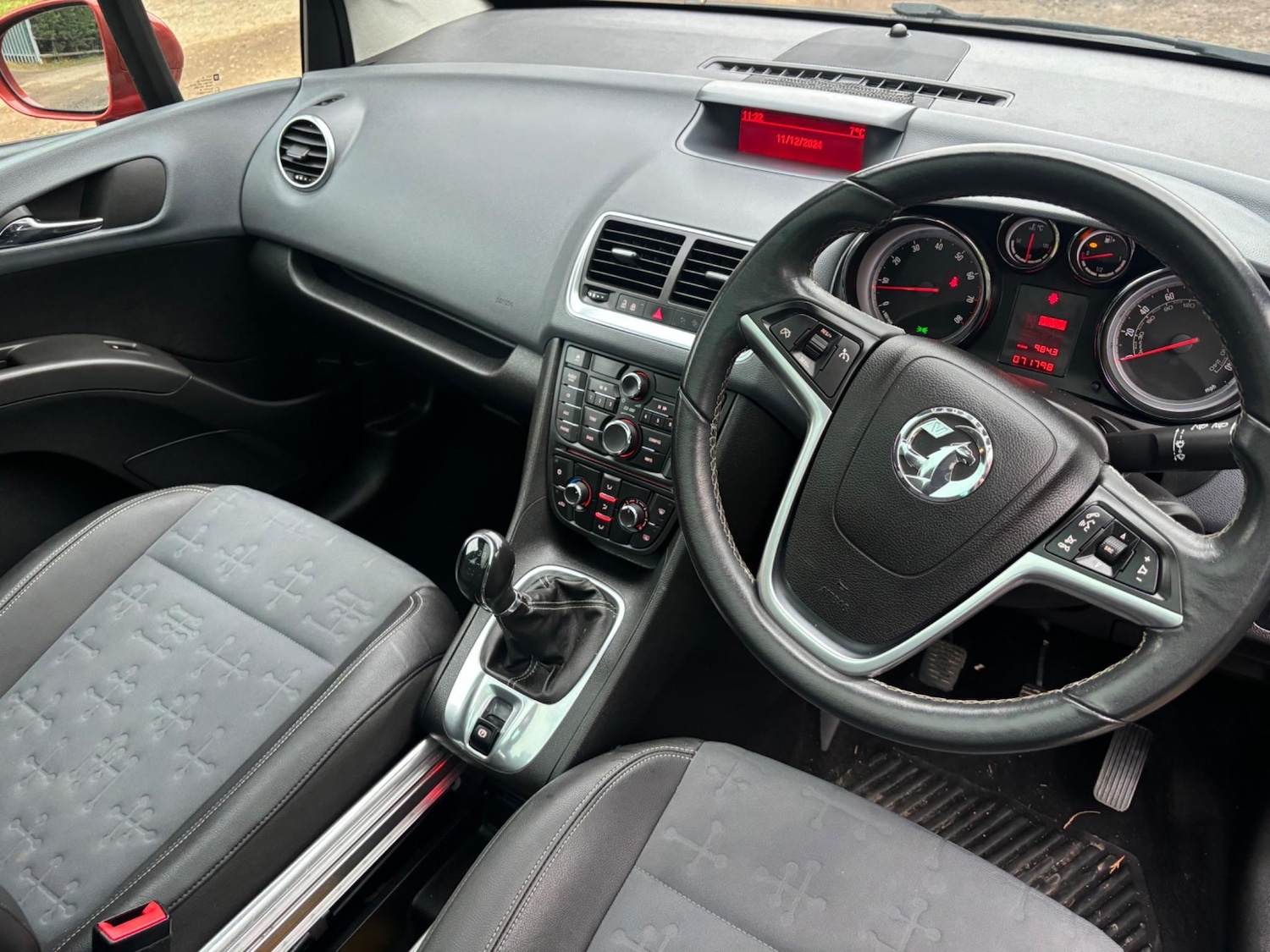 Used Vauxhall Meriva 2013 for sale - 76122036: Photo 66