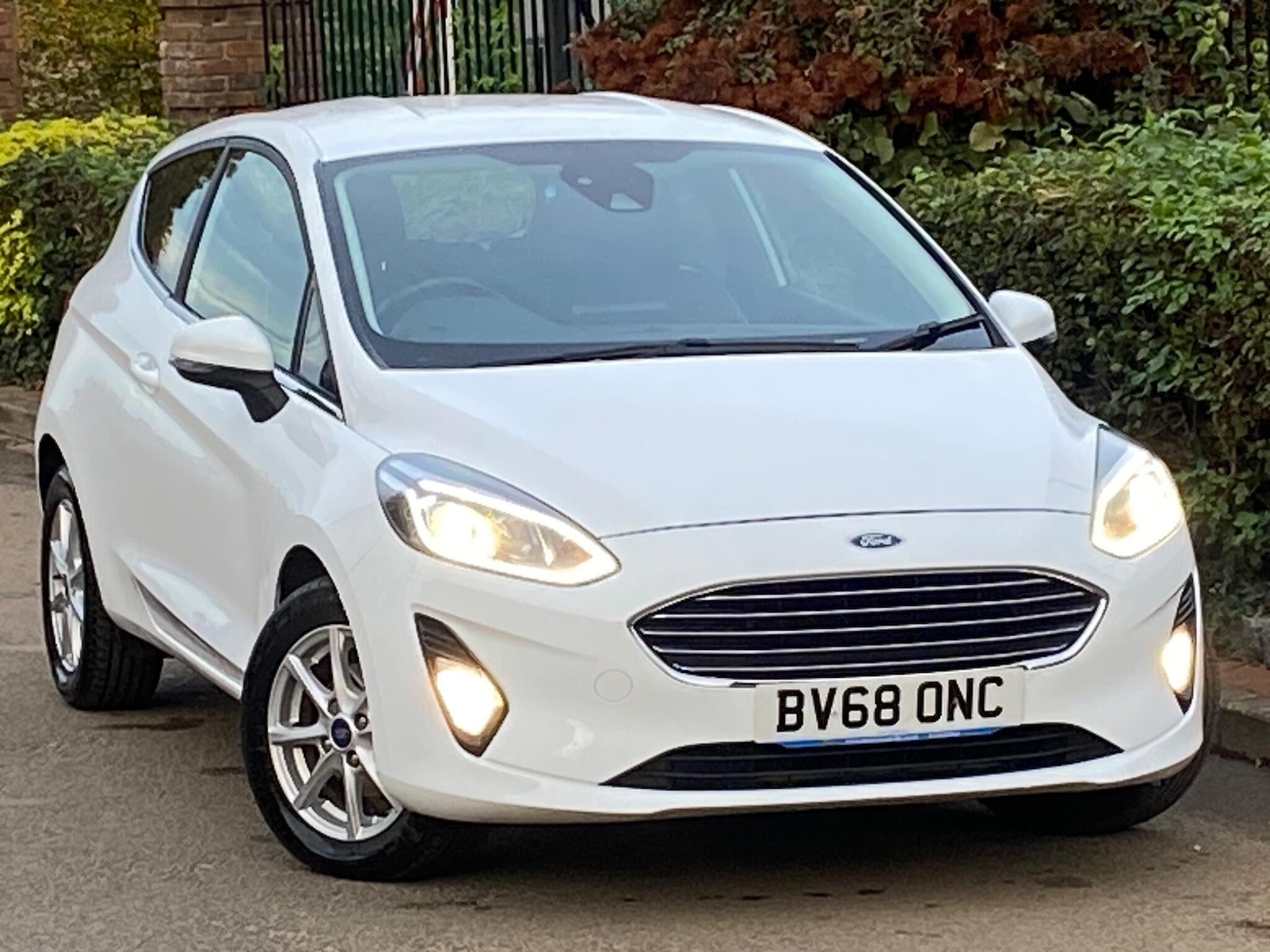 Used Ford Fiesta 2018 for sale - 76122162: Photo 1