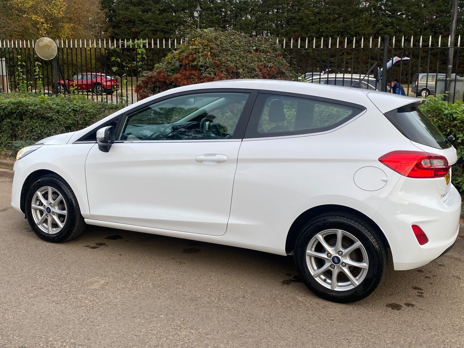 Used Ford Fiesta 2018 for sale - 76122162: Photo 3