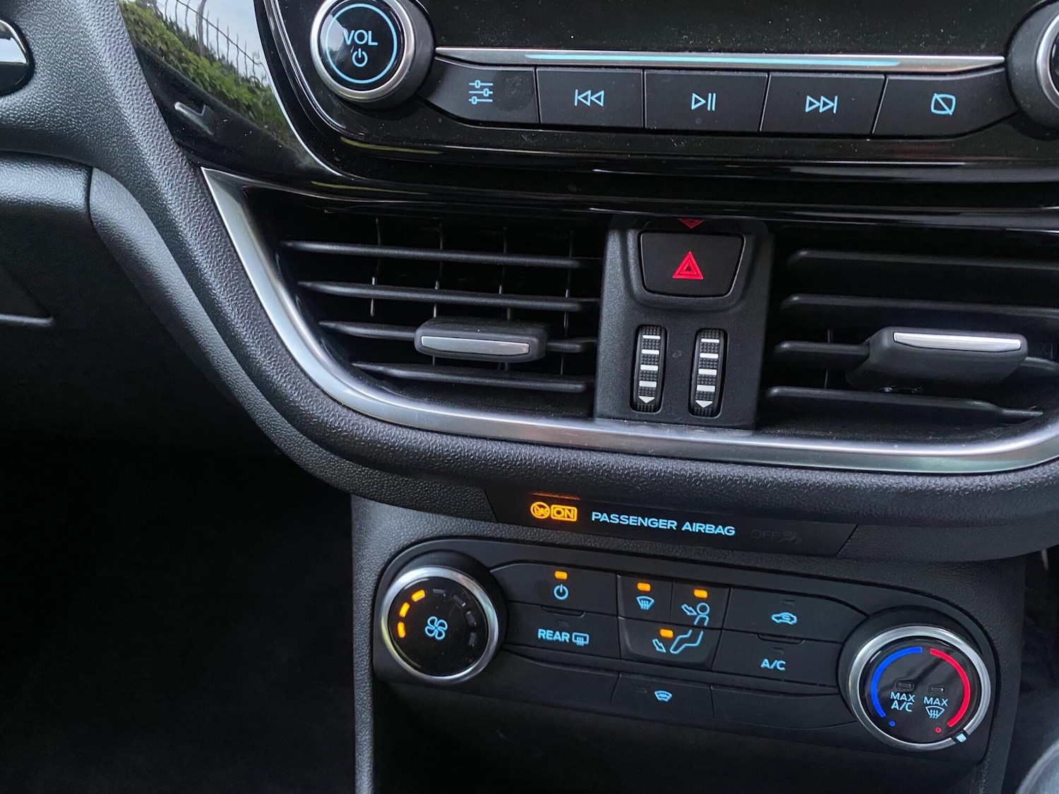 Used Ford Fiesta 2018 for sale - 76122162: Photo 43