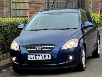 Kia - Ceed