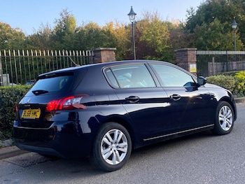 Used Peugeot 308 2019 for sale - 76269961: Photo 2