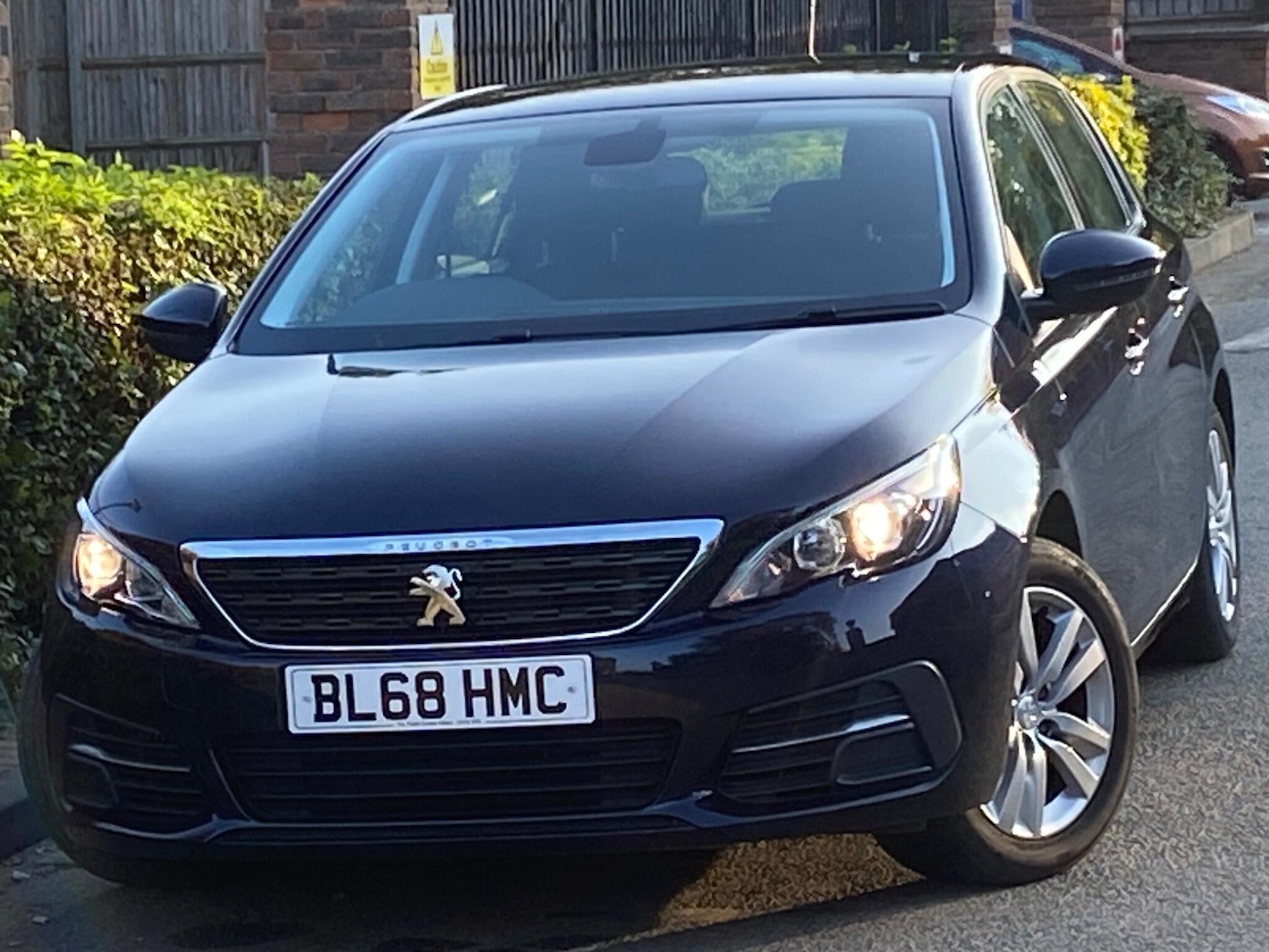 Used Peugeot 308 2019 for sale - 76269961: Photo 3