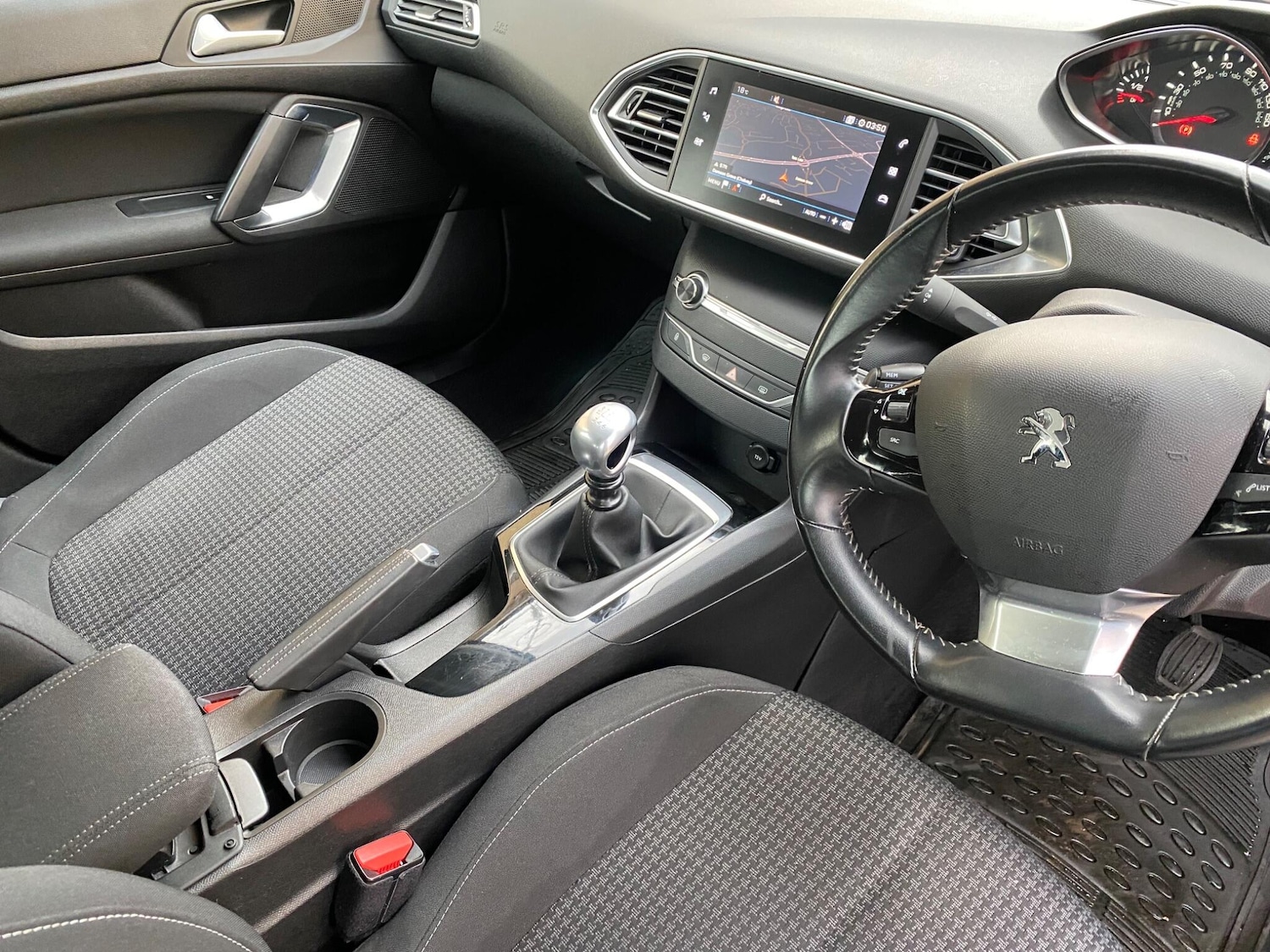 Used Peugeot 308 2019 for sale - 76269961: Photo 32