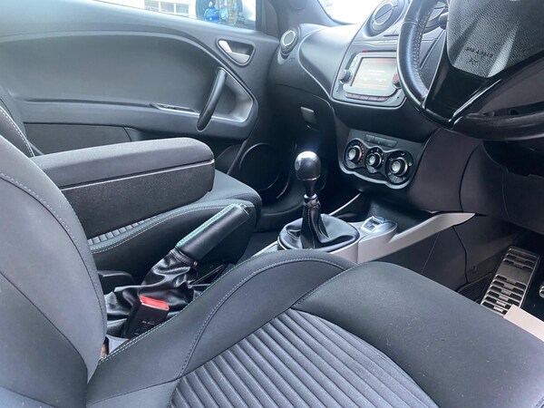 Used Alfa Romeo MiTo 2013 for sale - 76121329: Photo 85