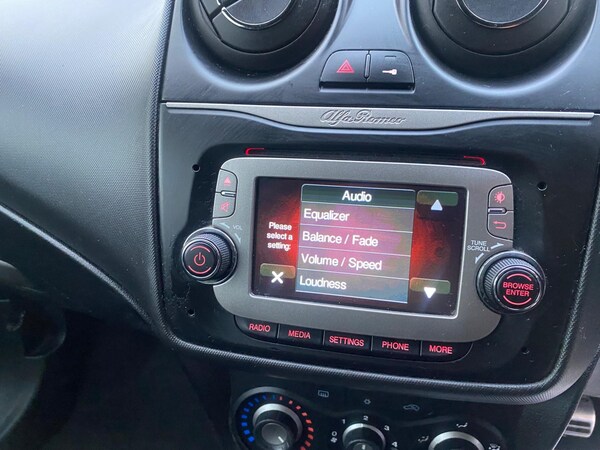 Used Alfa Romeo MiTo 2013 for sale - 76121329: Photo 97