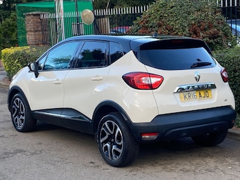 Used Renault Captur 2016 for sale - 76122803: Photo