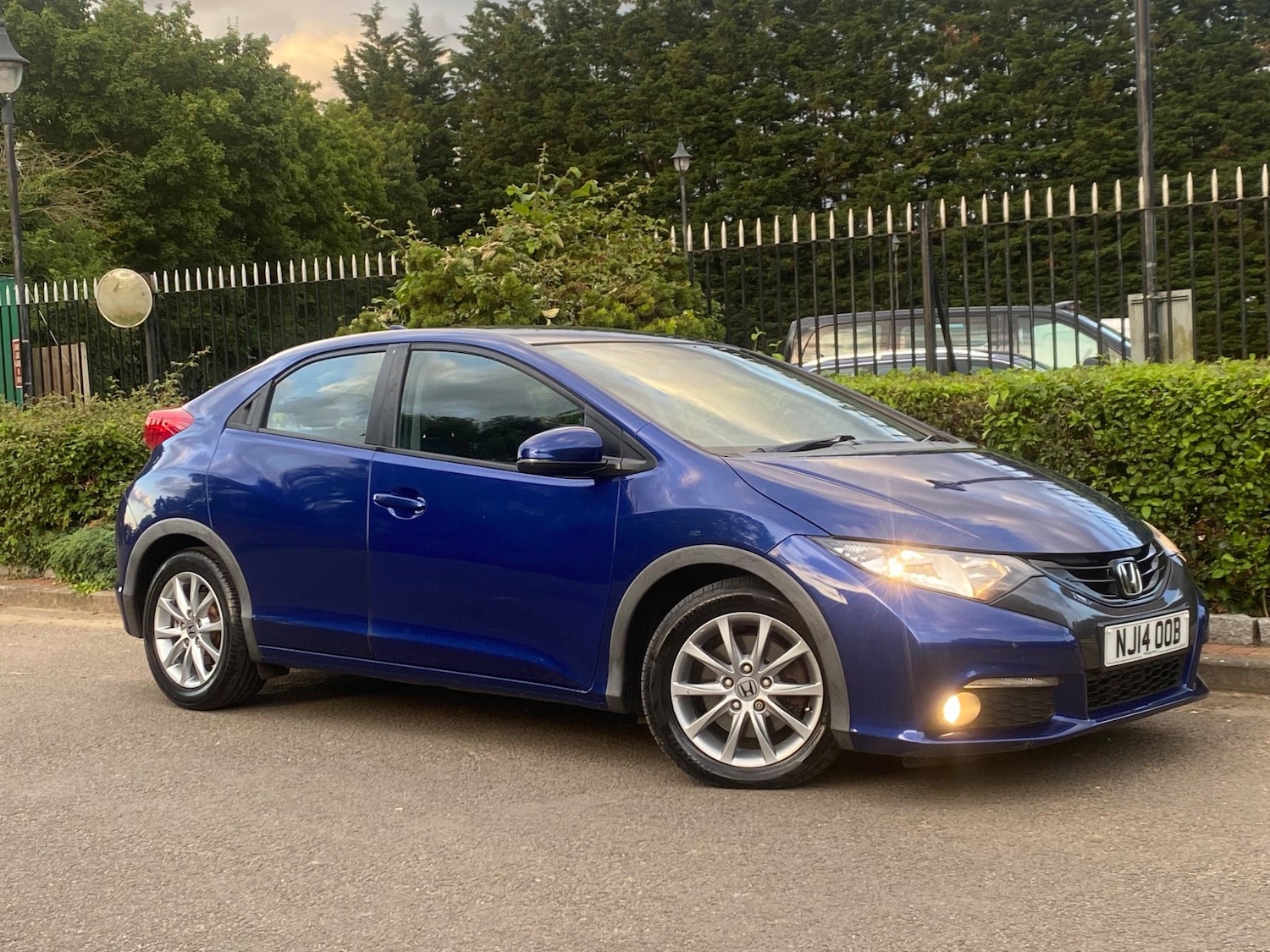 Used Honda Civic 2014 for sale - 76121525: Photo 6
