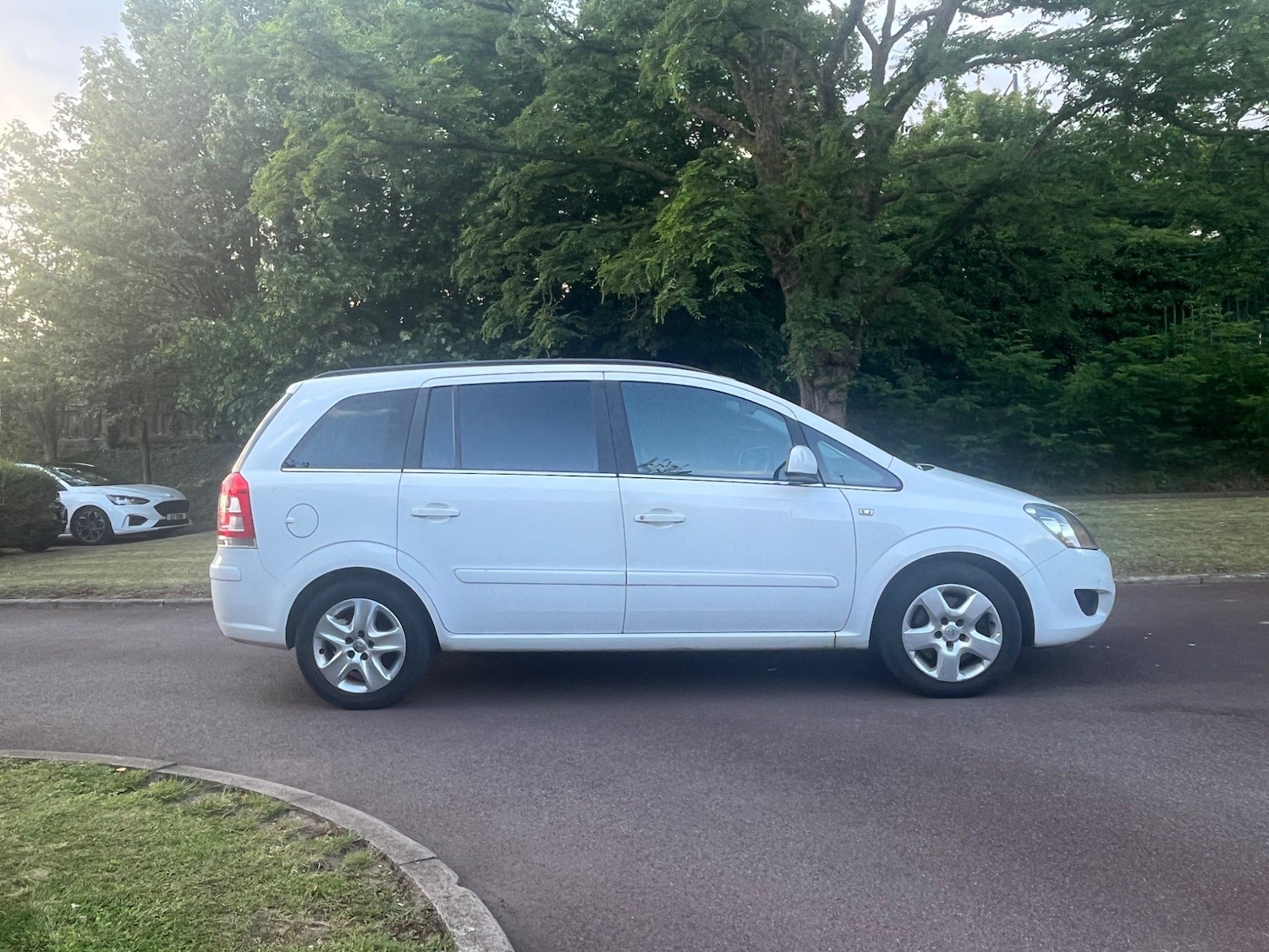 Used Vauxhall Zafira 2011 for sale - 76121820: Photo 12