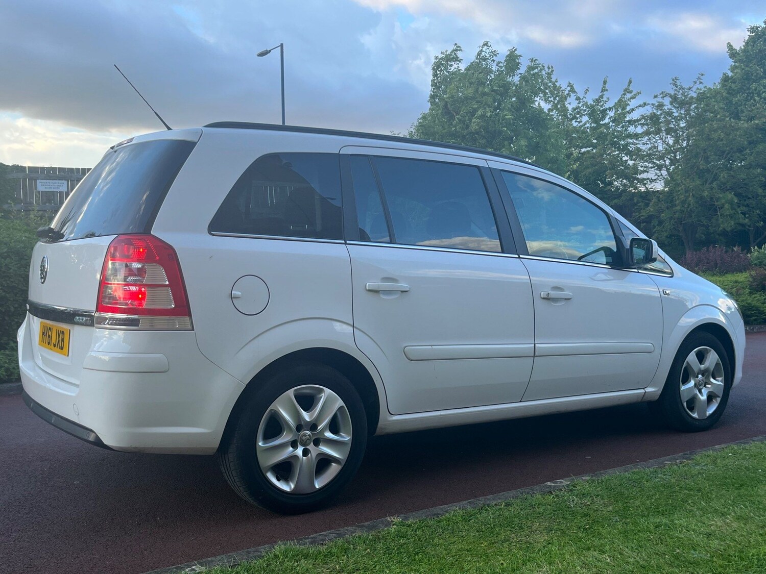 Used Vauxhall Zafira 2011 for sale - 76121820: Photo 26