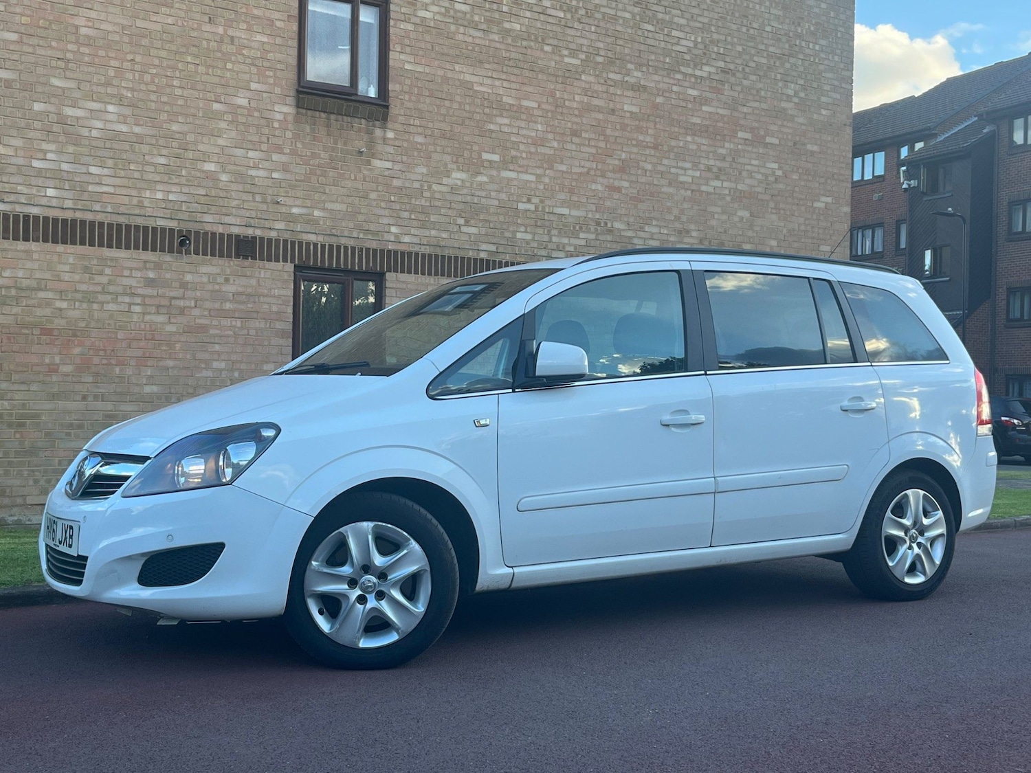 Used Vauxhall Zafira 2011 for sale - 76121820: Photo 31