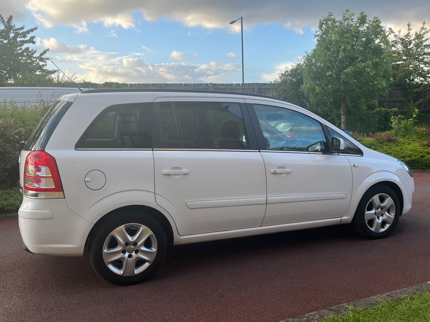 Used Vauxhall Zafira 2011 for sale - 76121820: Photo 34
