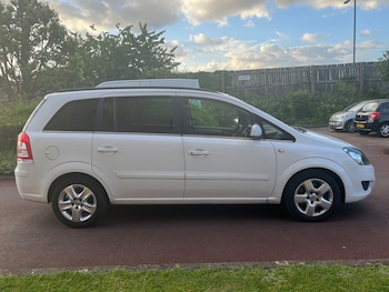 Used Vauxhall Zafira 2011 for sale - 76121820: Photo 3