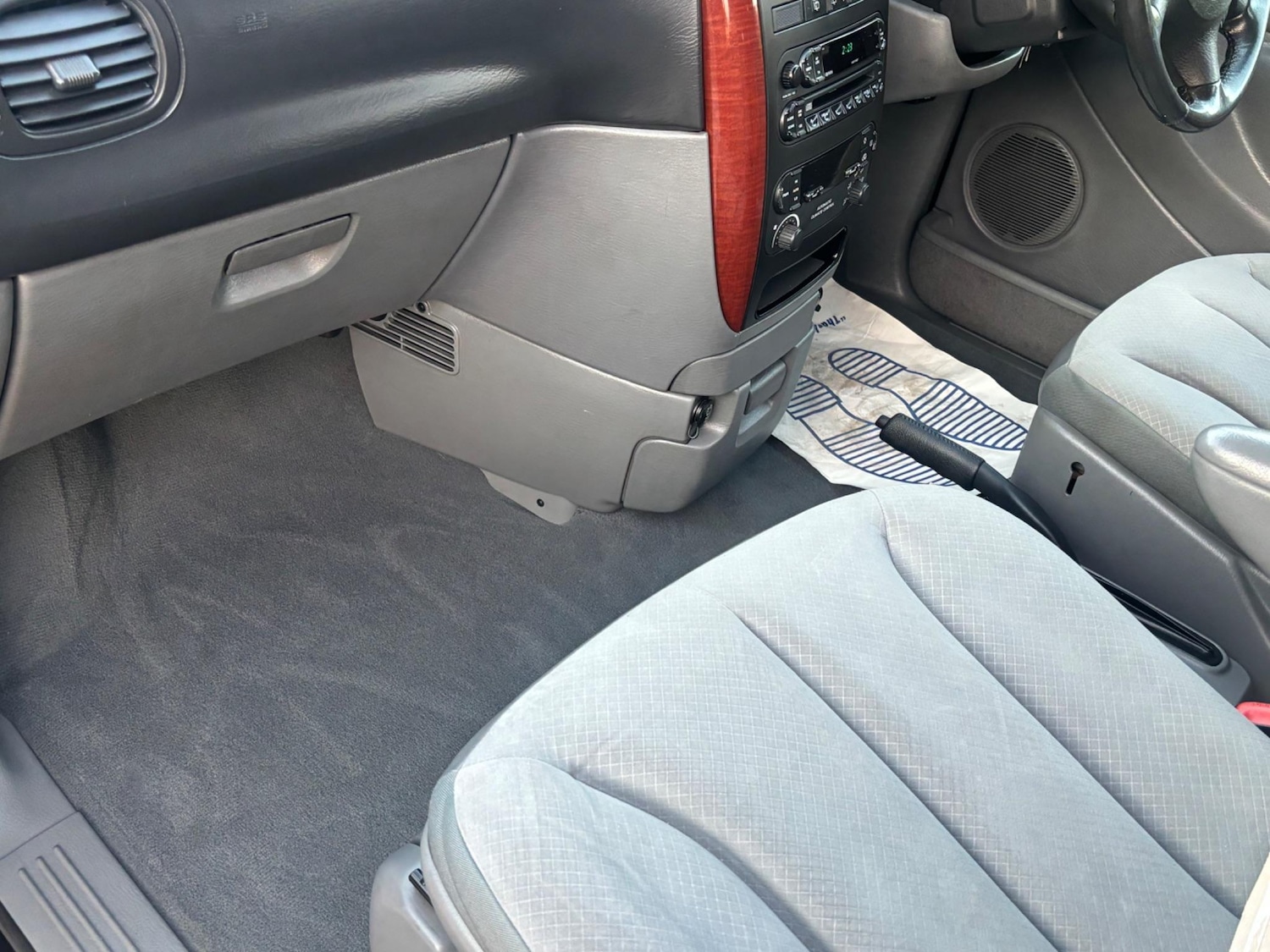 Used Chrysler Grand Voyager 2007 for sale - 76121369: Photo 24