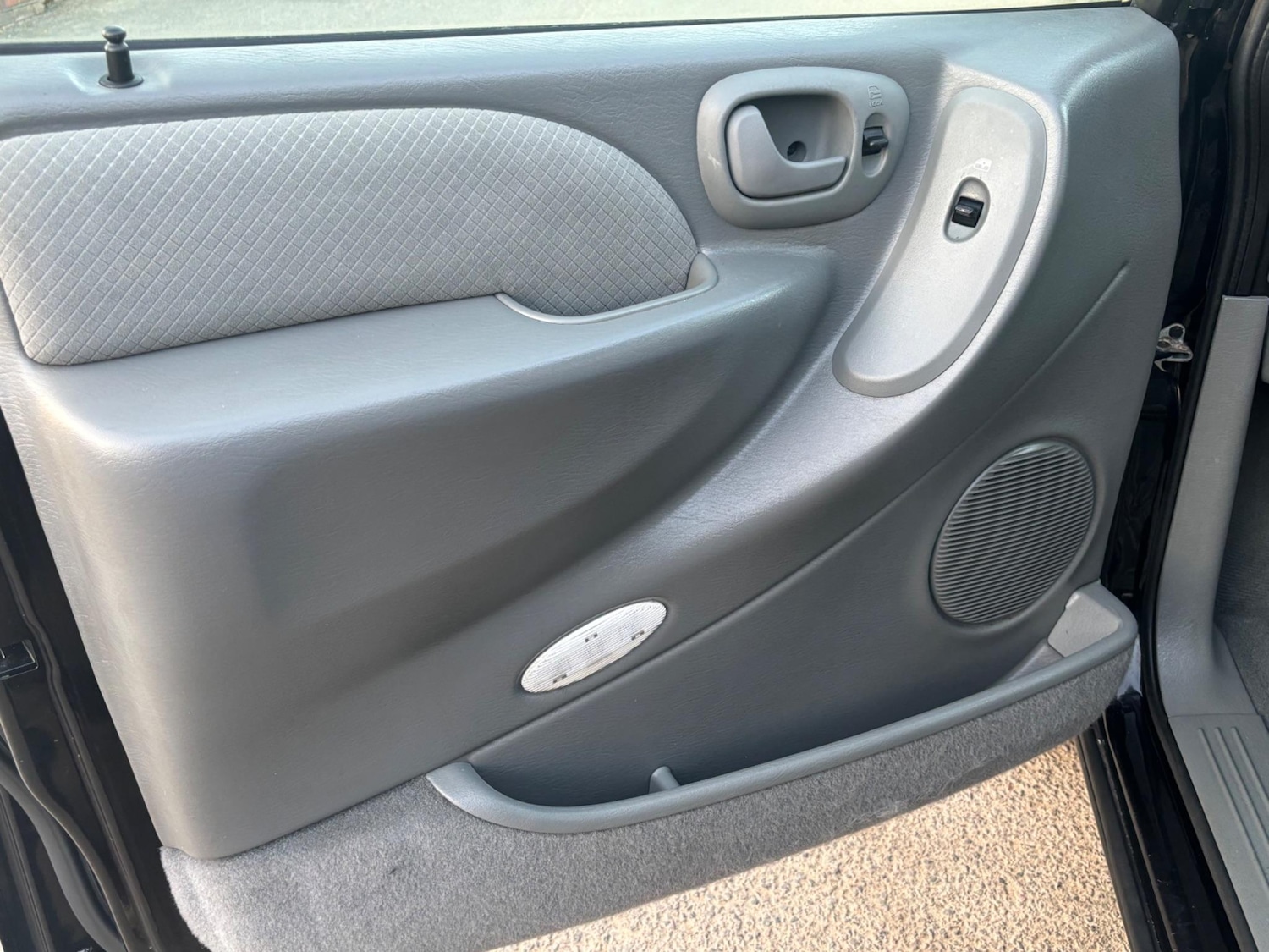 Used Chrysler Grand Voyager 2007 for sale - 76121369: Photo 25