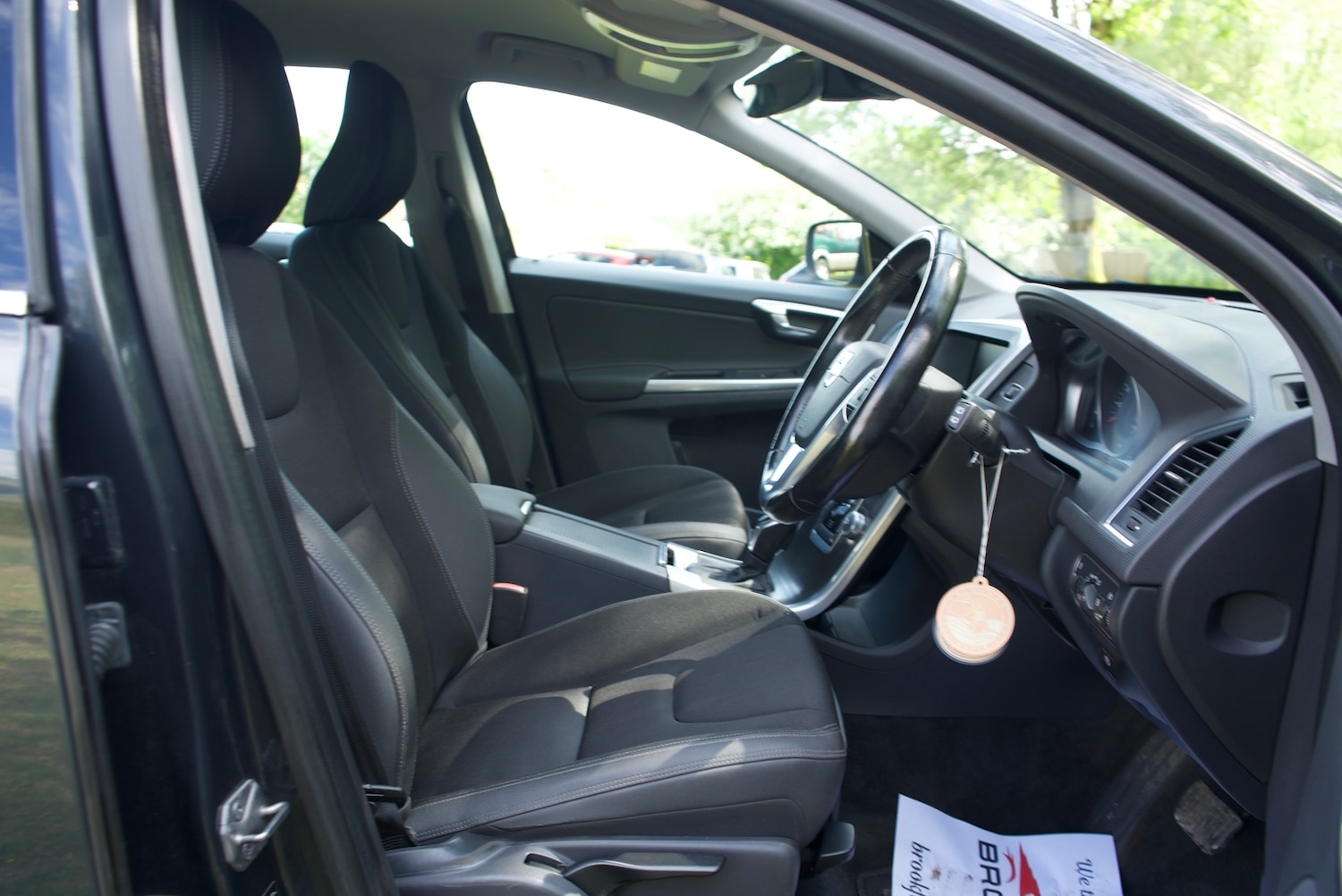 Used Volvo XC60 2014 for sale - 77053031: Photo 34