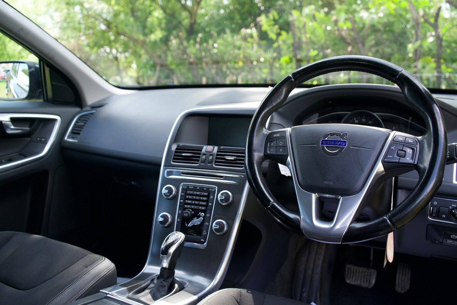 Used Volvo XC60 2014 for sale - 77053031: Photo 53