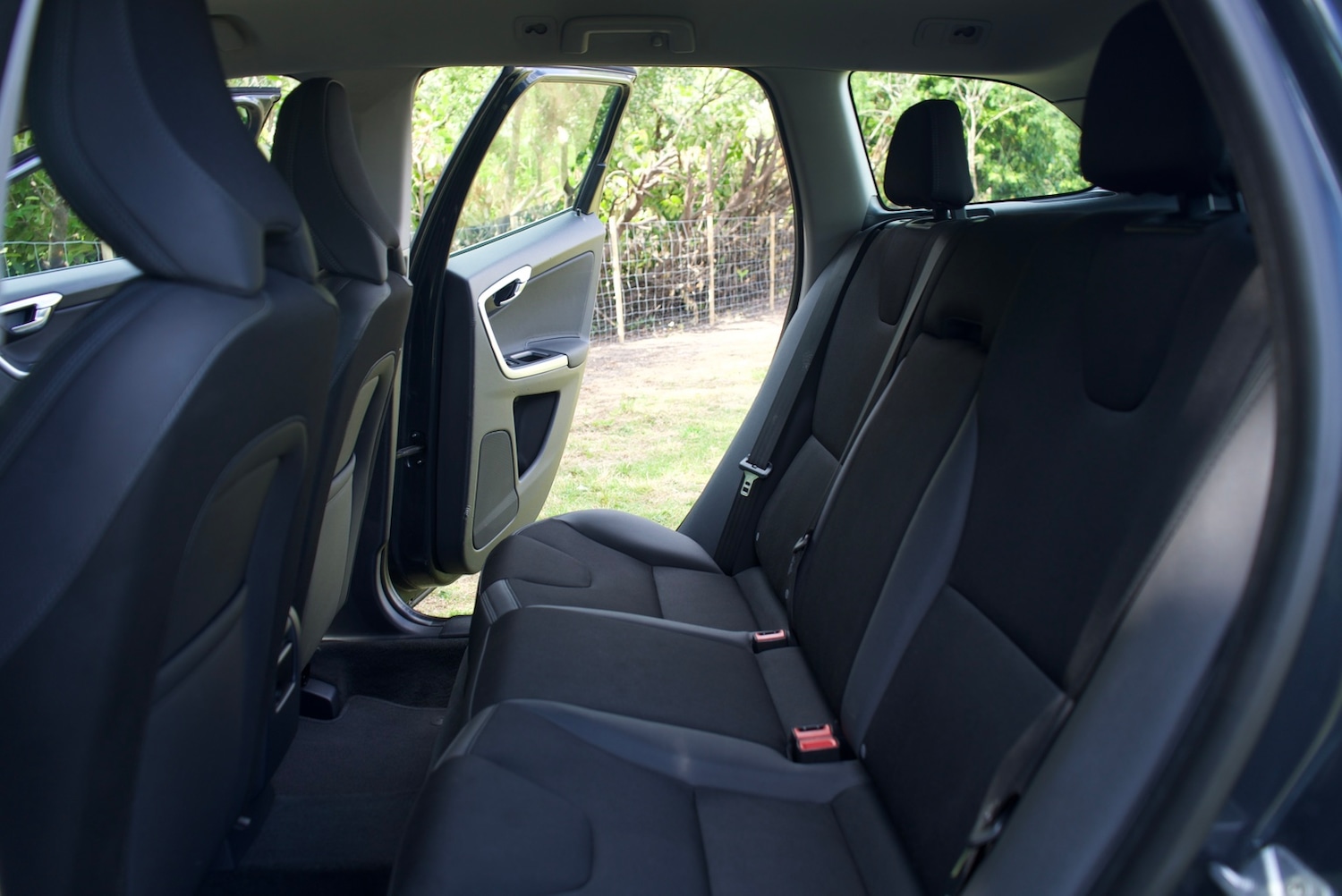 Used Volvo XC60 2014 for sale - 77053031: Photo 60