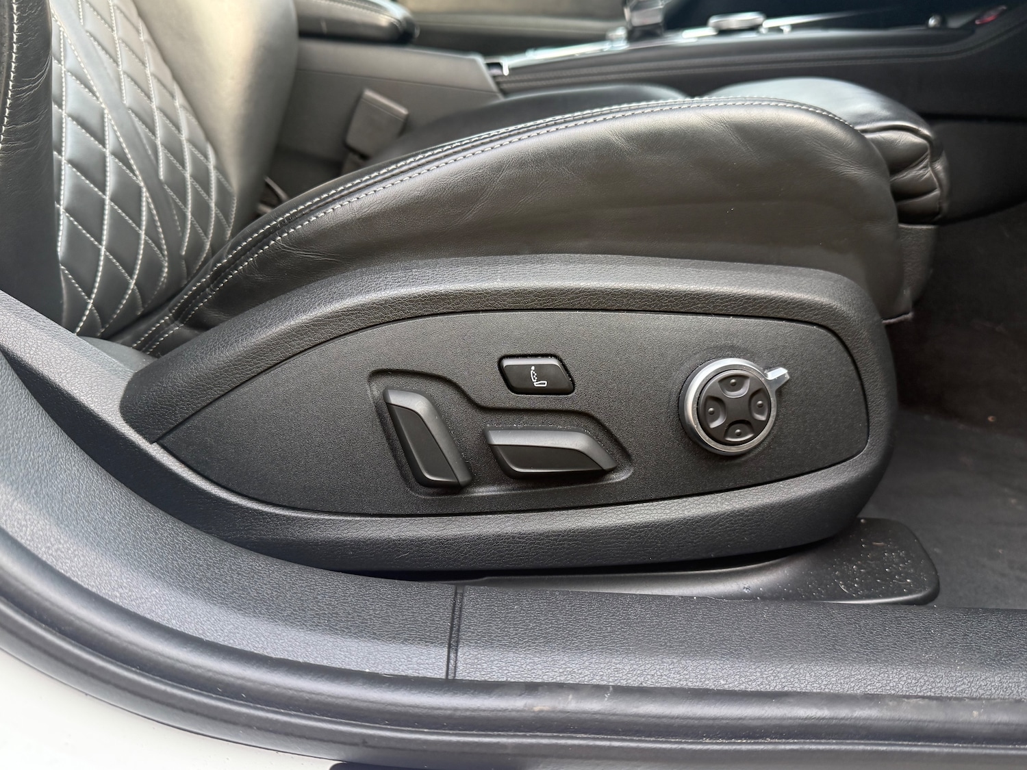 Used Audi A4 2017 for sale - 77392296: Photo 16