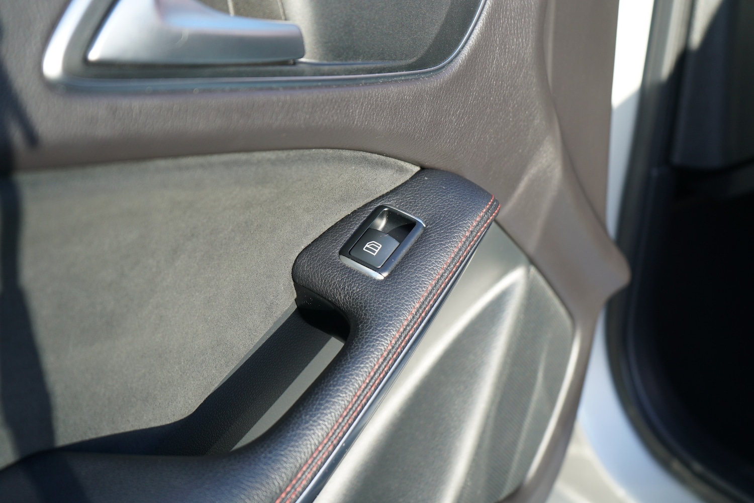 Used Mercedes-Benz GLA 2018 for sale - 76046951: Photo 76