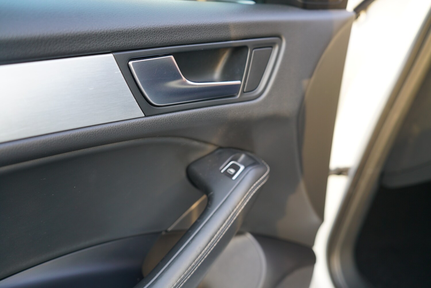 Used Audi SQ5 2015 for sale - 76395600: Photo 65