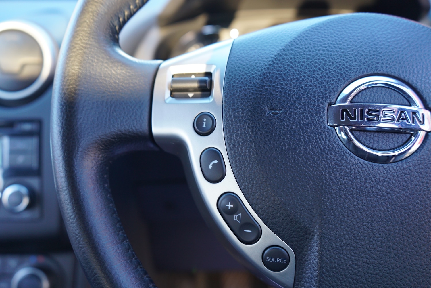 Used Nissan Qashqai 2013 for sale - 76641661: Photo 48