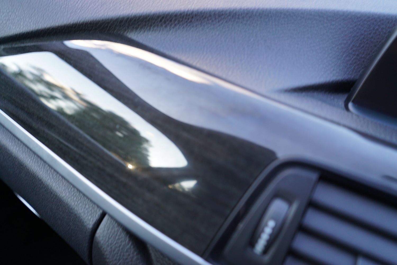 Used BMW 3 Series Gran Turismo 2015 for sale - 75880890: Photo 100