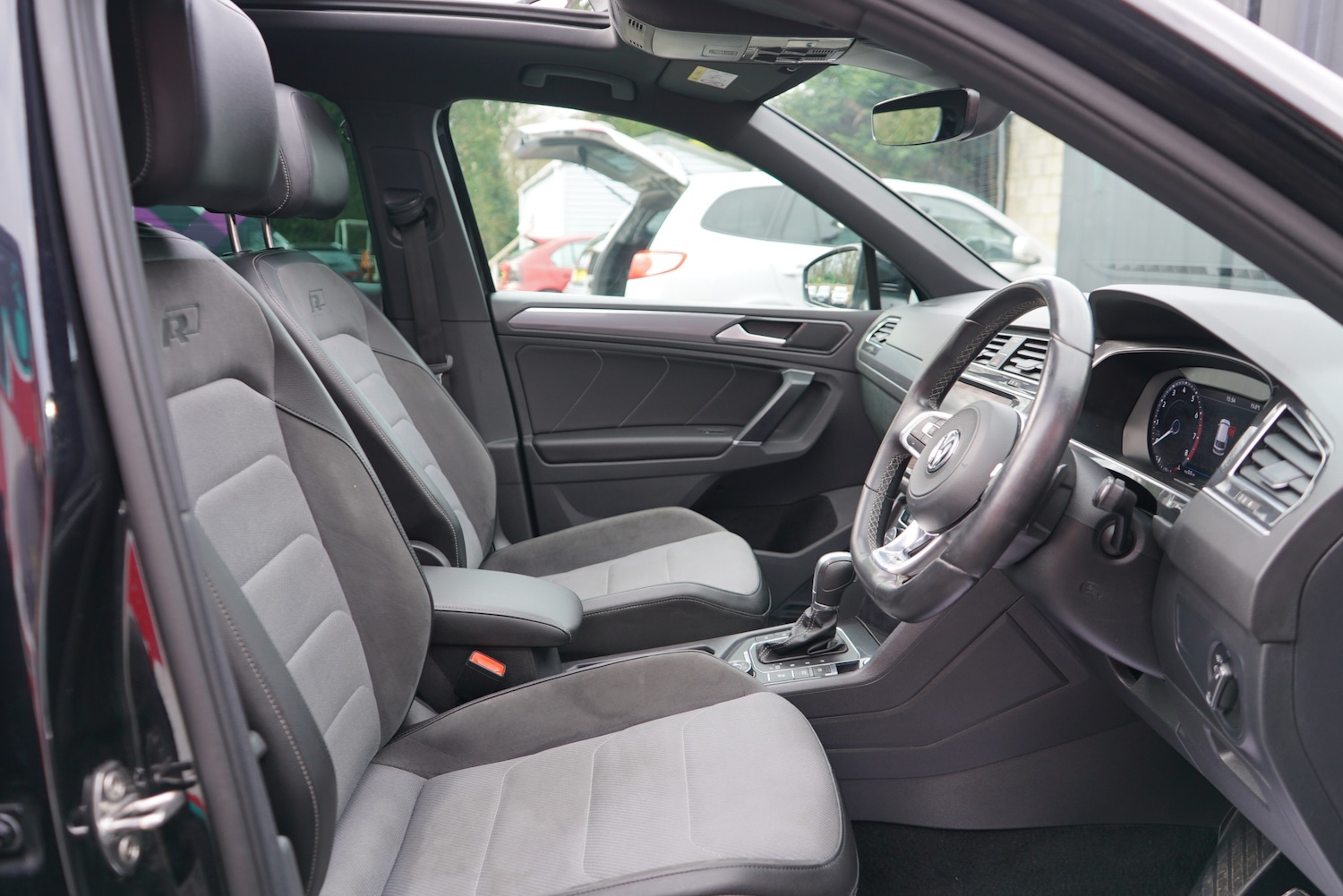 Used Volkswagen Tiguan 2017 for sale - 78098435: Photo 49