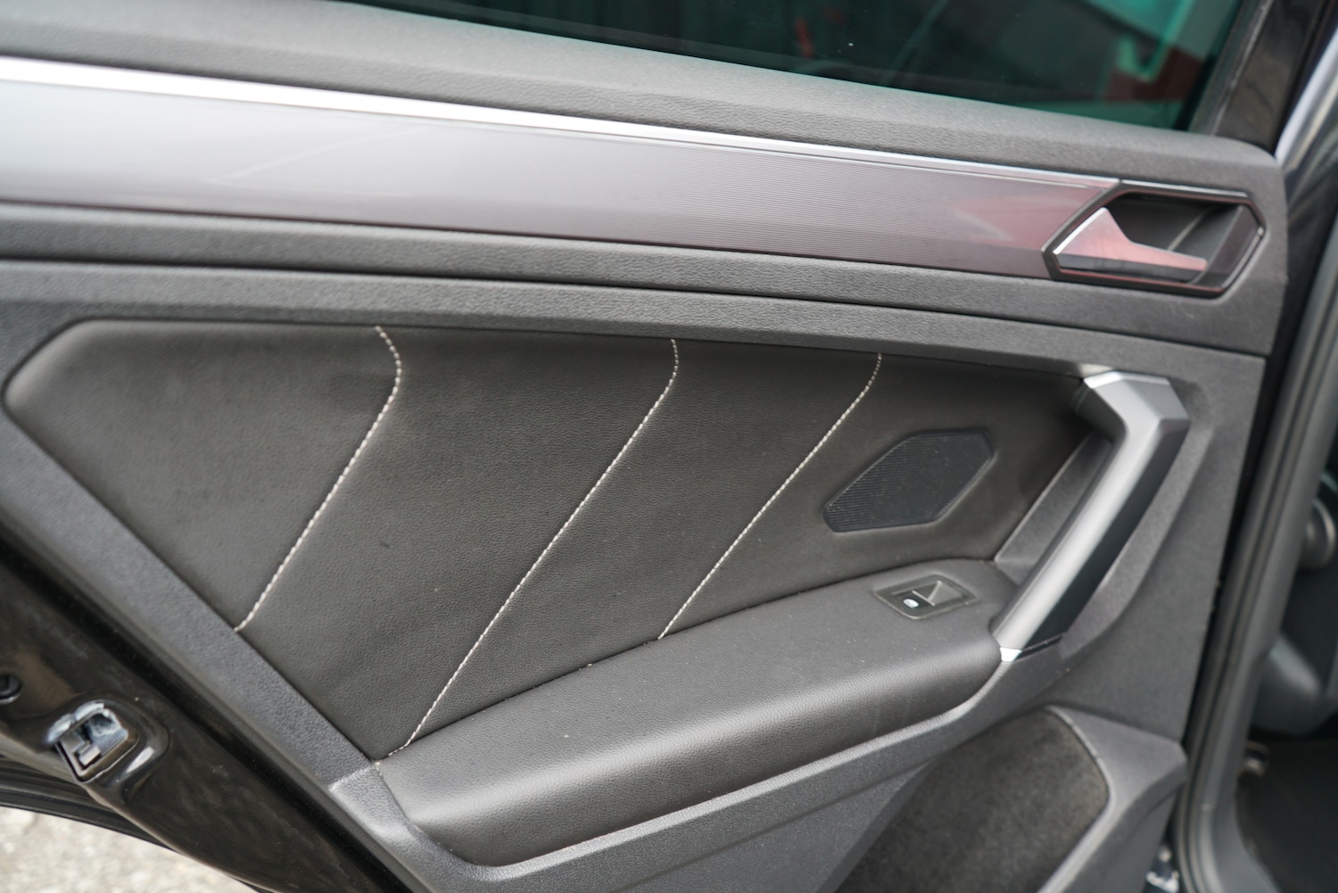 Used Volkswagen Tiguan 2017 for sale - 78098435: Photo 78