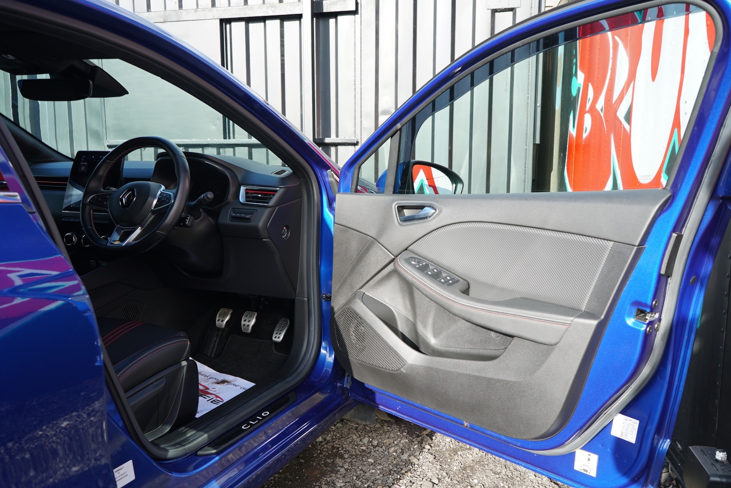 Used Renault Clio 2022 for sale - 77654106: Photo 37