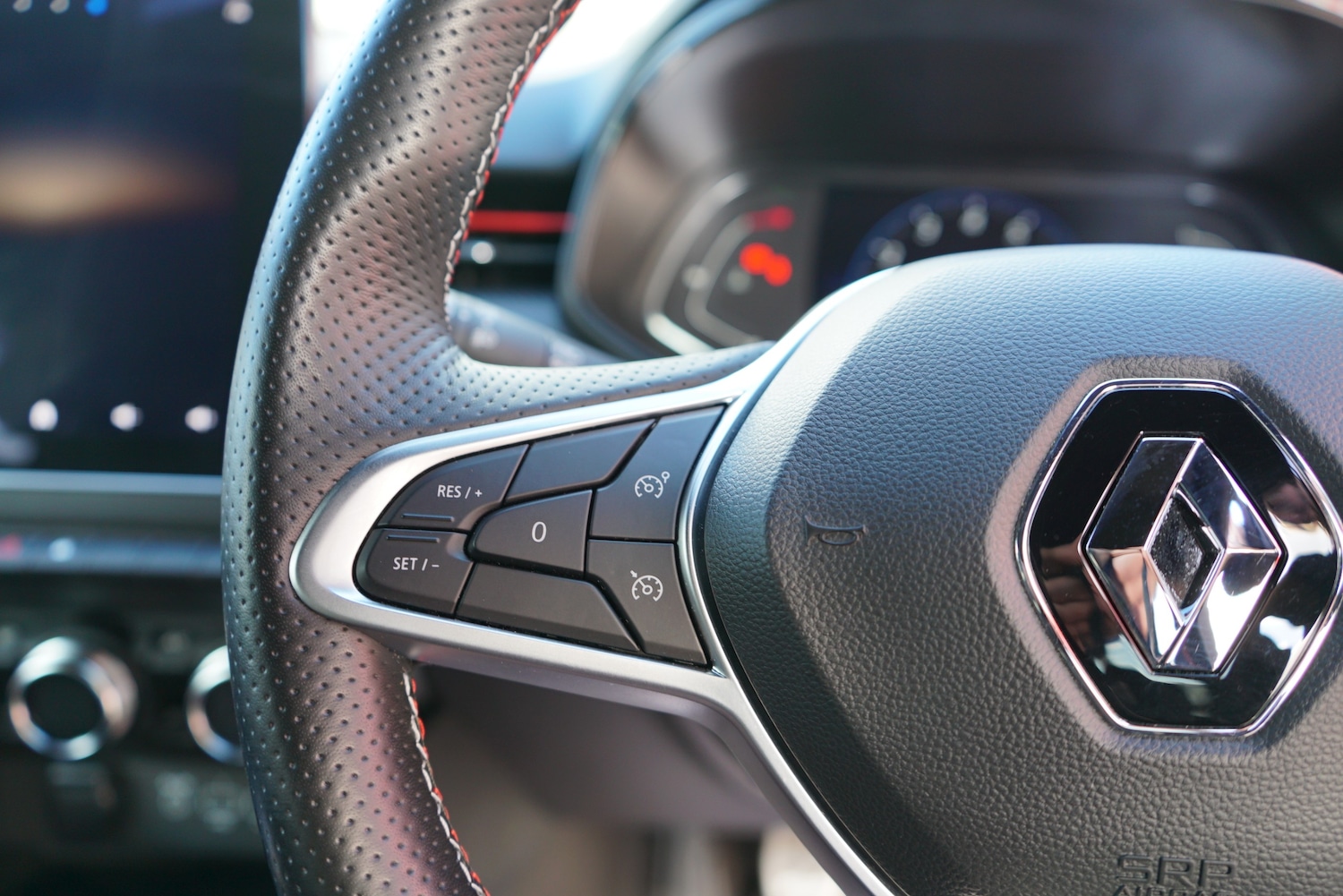 Used Renault Clio 2022 for sale - 77654106: Photo 48