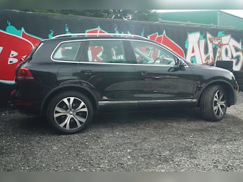 Used Volkswagen Touareg 2012 for sale - 79720312: Photo