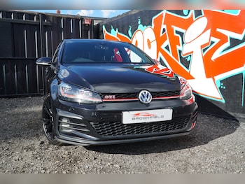 Used Volkswagen Golf 2019 for sale - 78846407: Photo