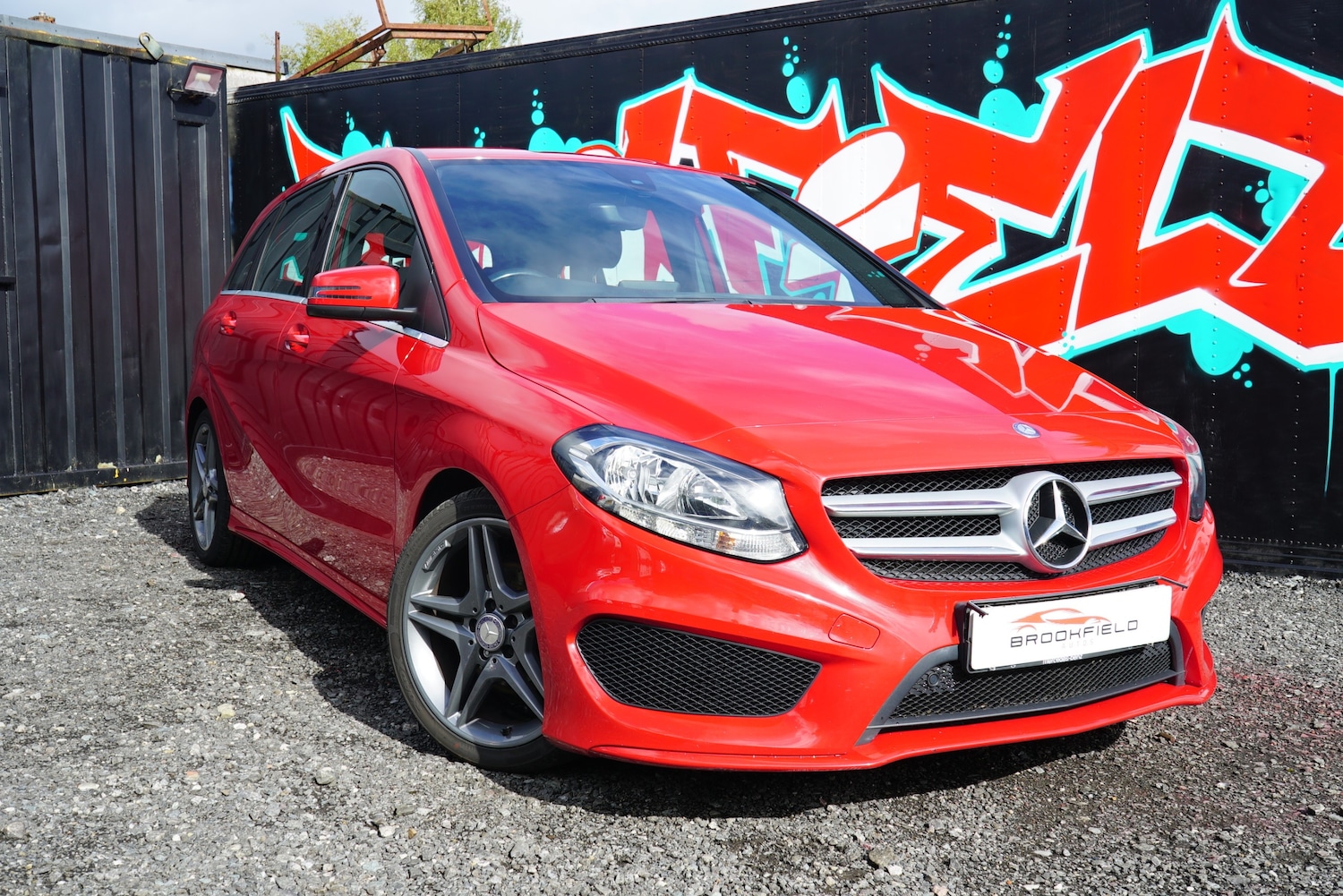 Used Mercedes-Benz B-Class 2015 for sale - 75987310: Photo 1