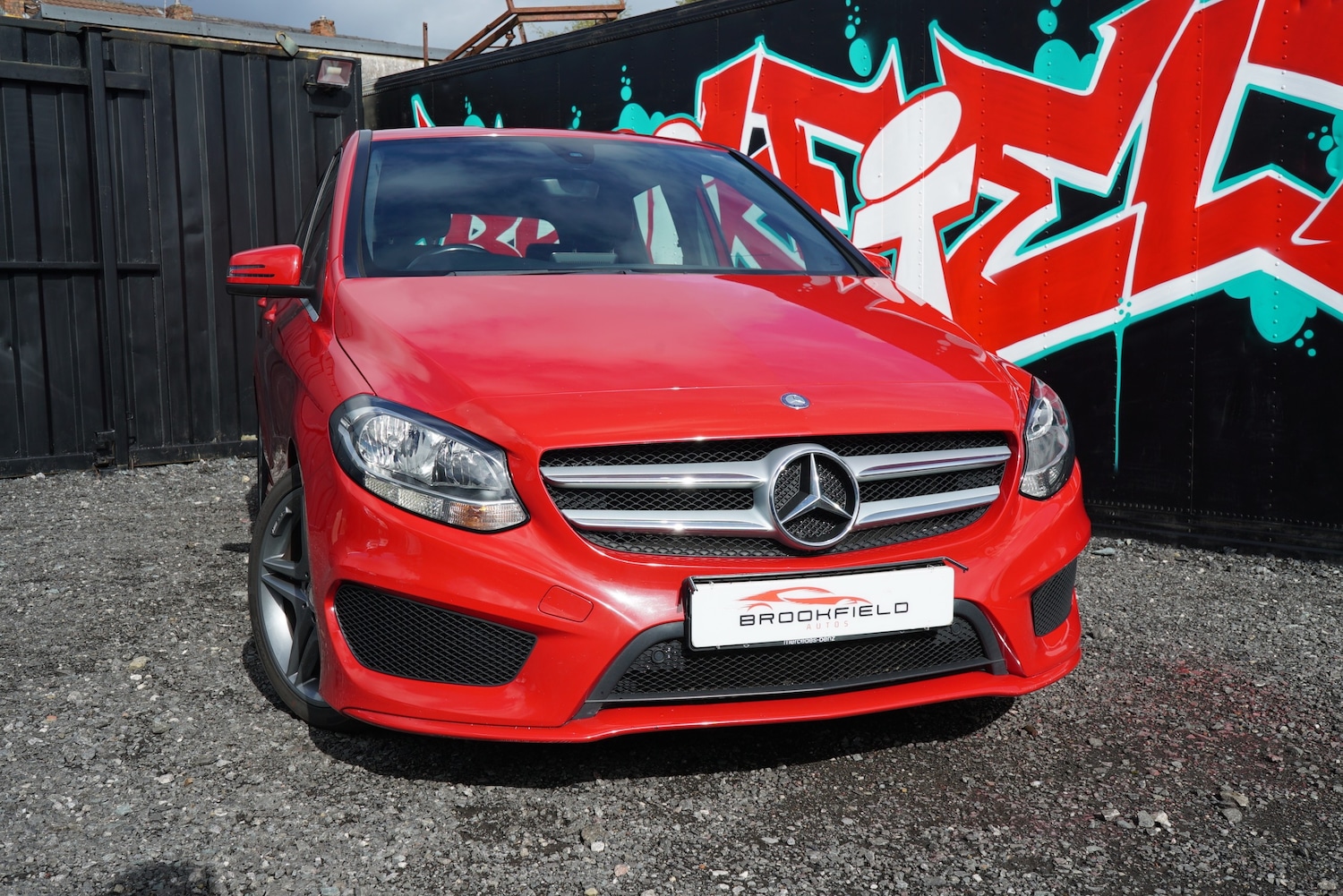Used Mercedes-Benz B-Class 2015 for sale - 75987310: Photo 2