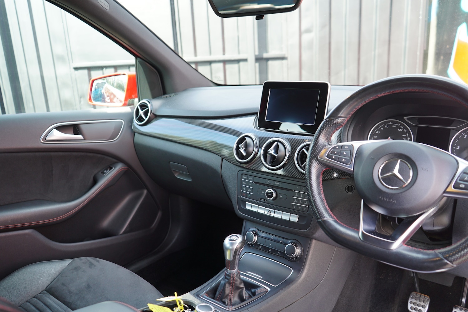 Used Mercedes-Benz B Class 2015 for sale - 75987310: Photo 60